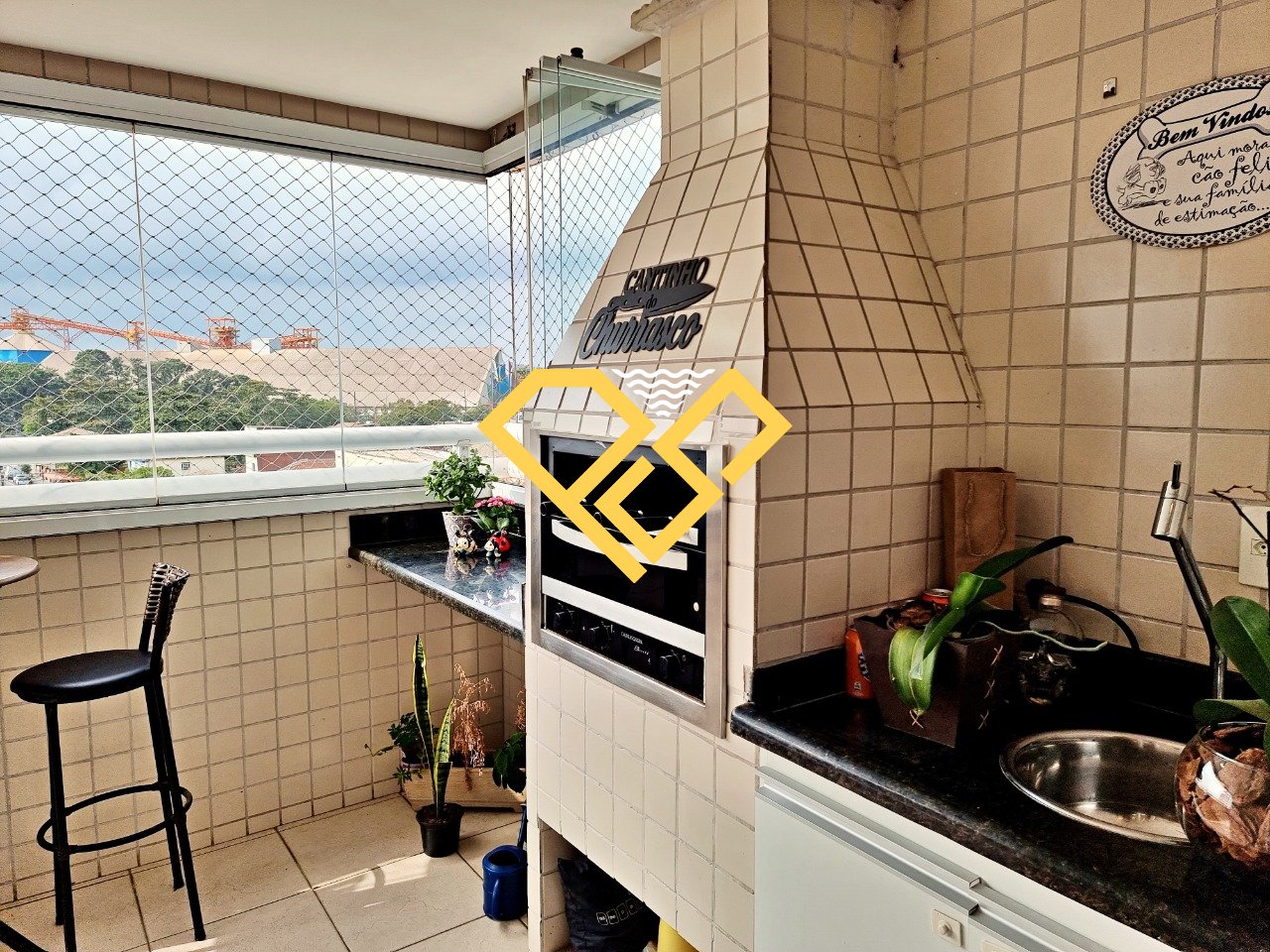 Apartamento à venda no Ponta da Praia: Churrassqueira