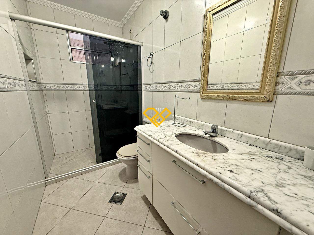 Apartamento à venda no Ponta da Praia: Wc social