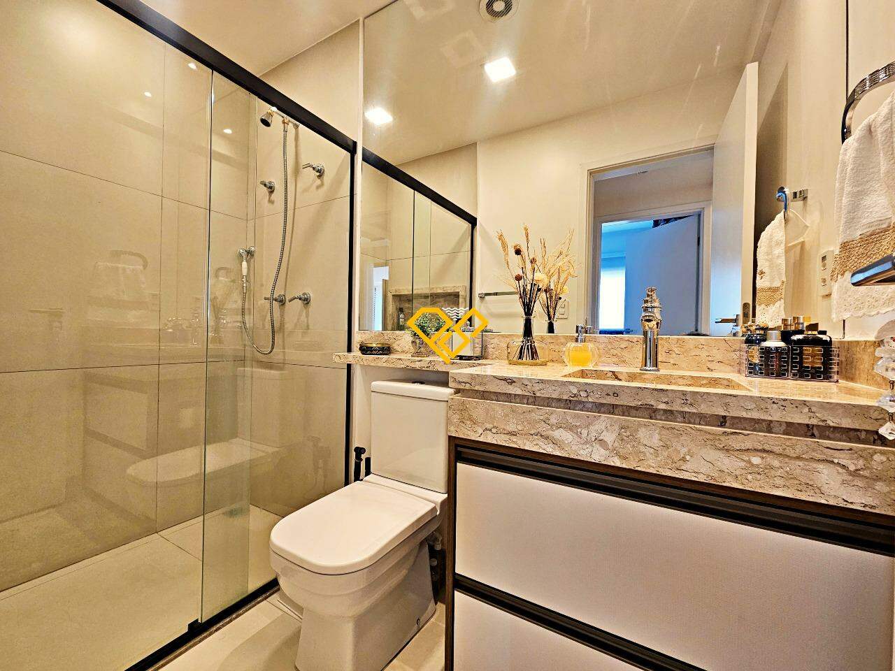 Apartamento à venda no Aparecida: WC Suíte 1