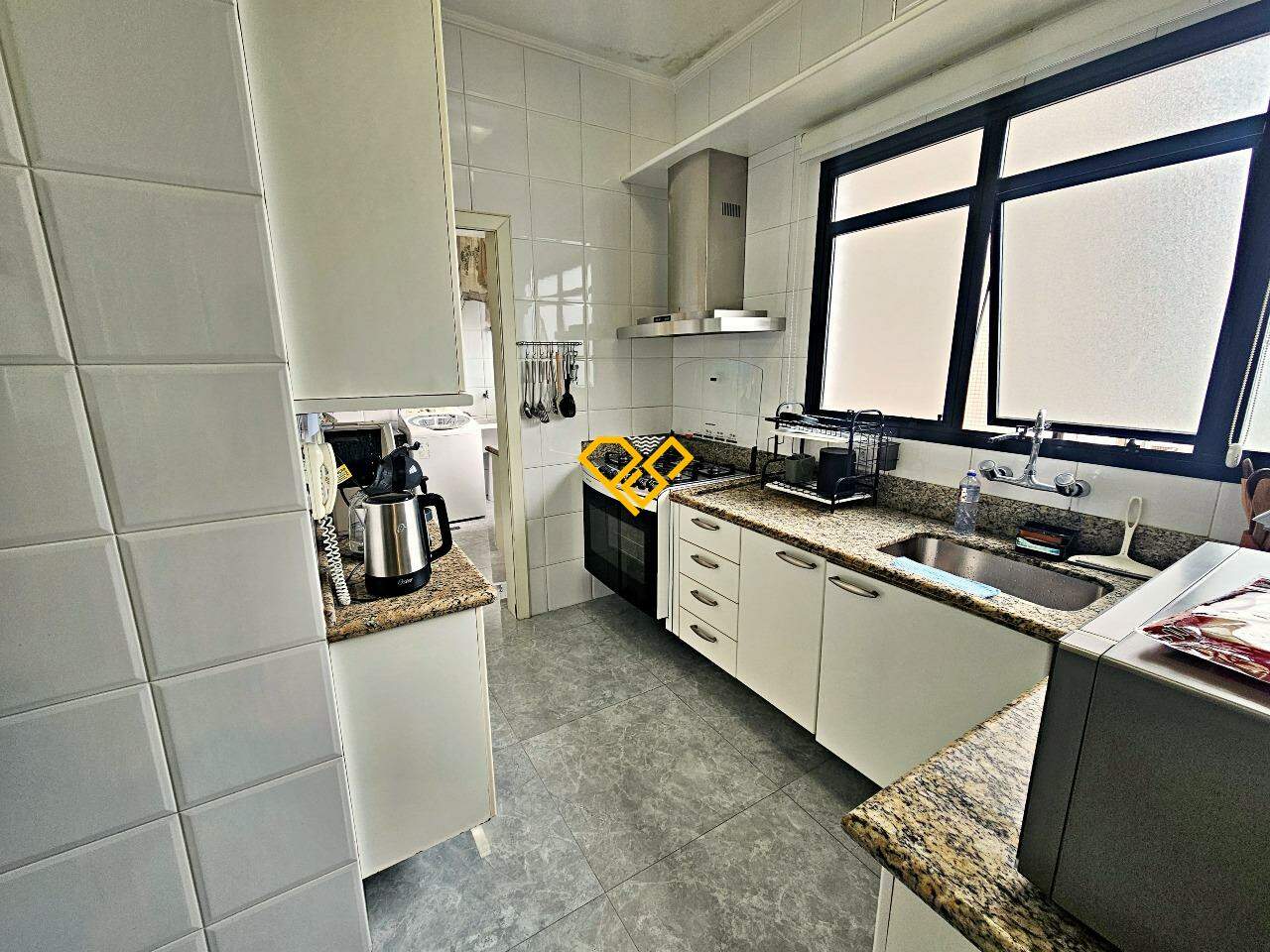Apartamento à venda no Ponta da Praia: Cozinha