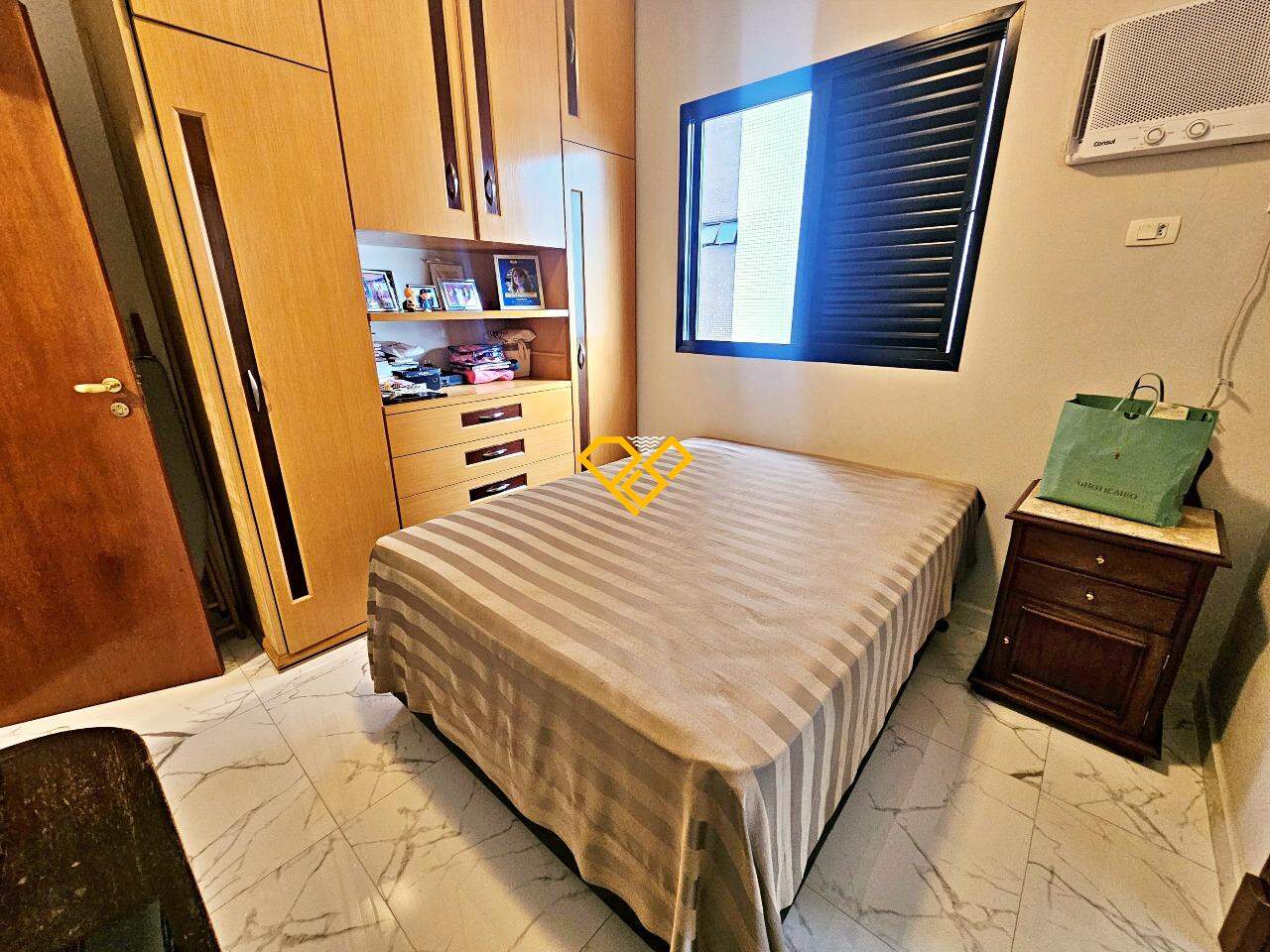 Apartamento à venda no Ponta da Praia: Suíte 2
