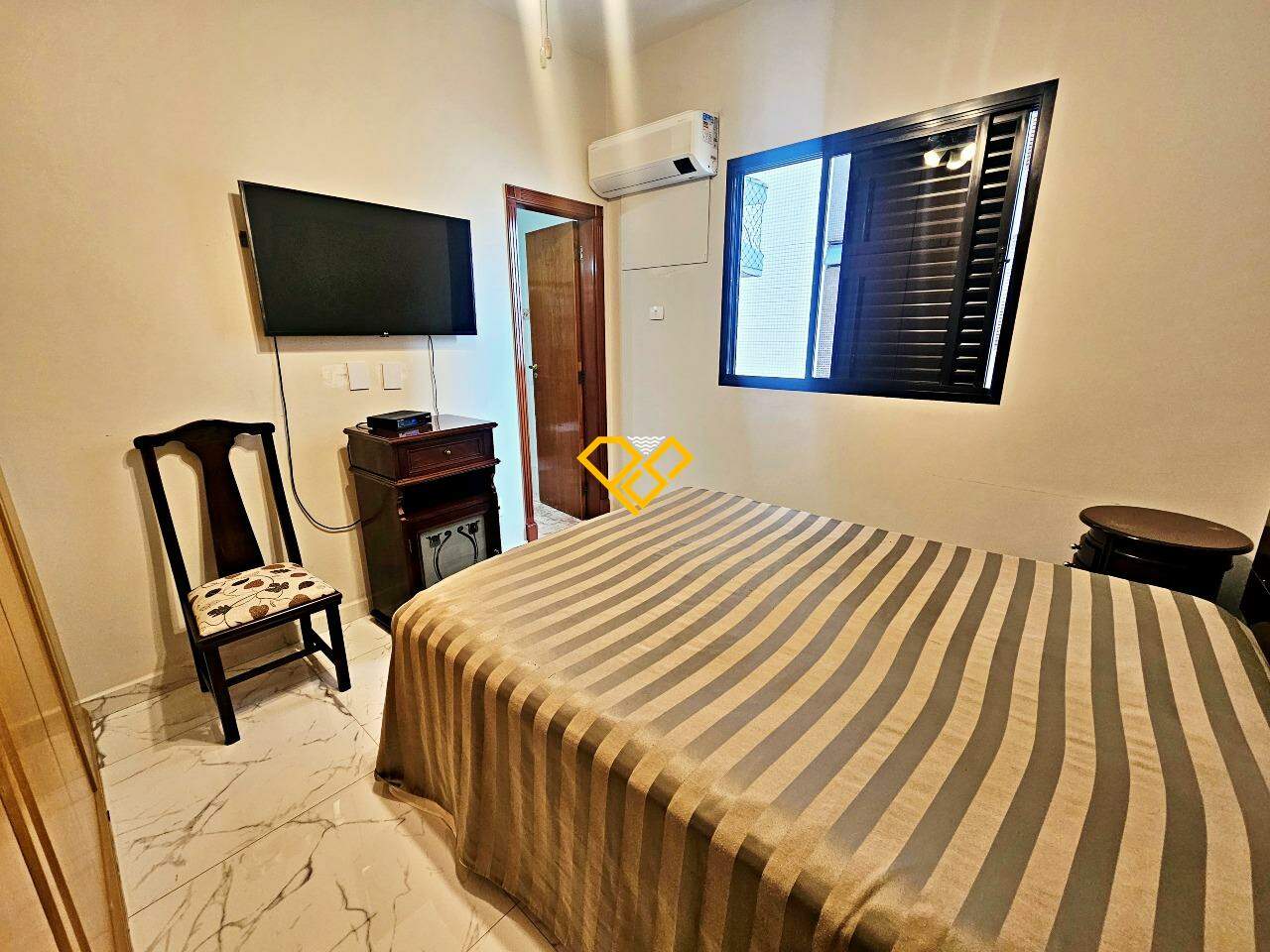 Apartamento à venda no Ponta da Praia: Suíte 1