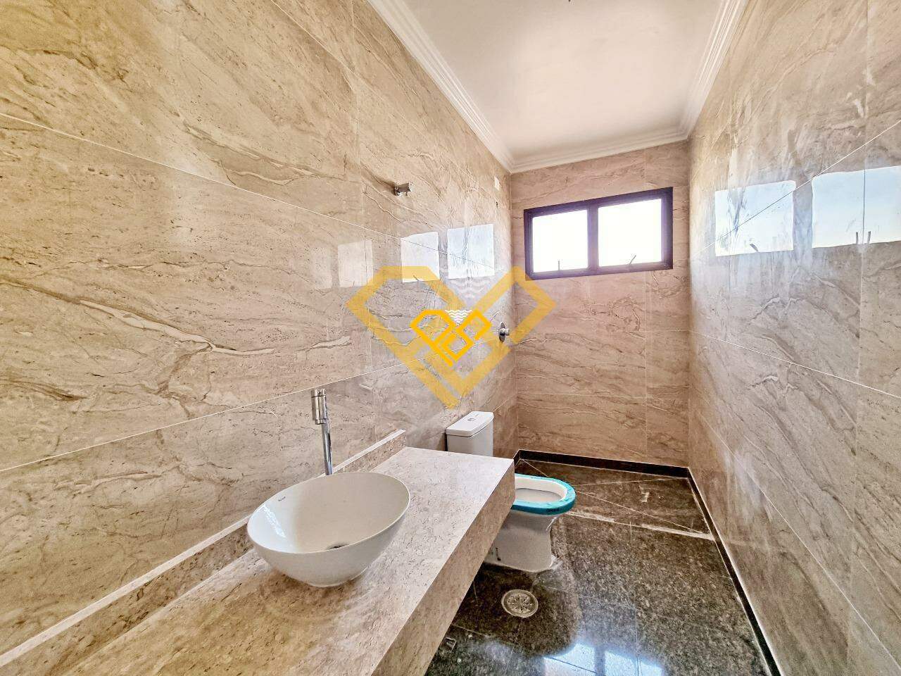 Apartamento à venda no Boqueirão: Wc social