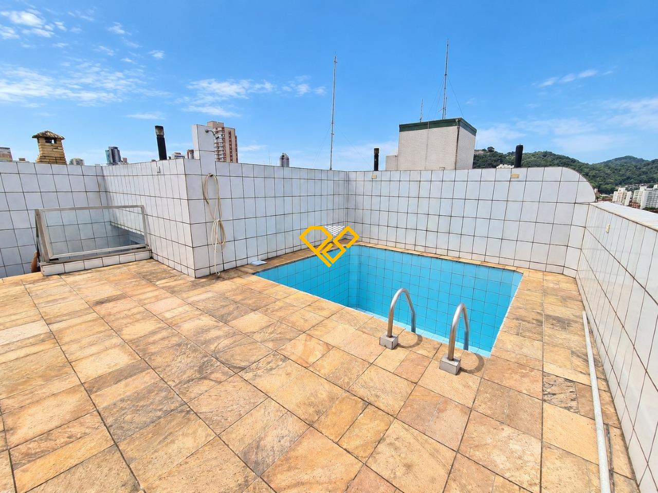 Cobertura à venda no Campo Grande: Piscina