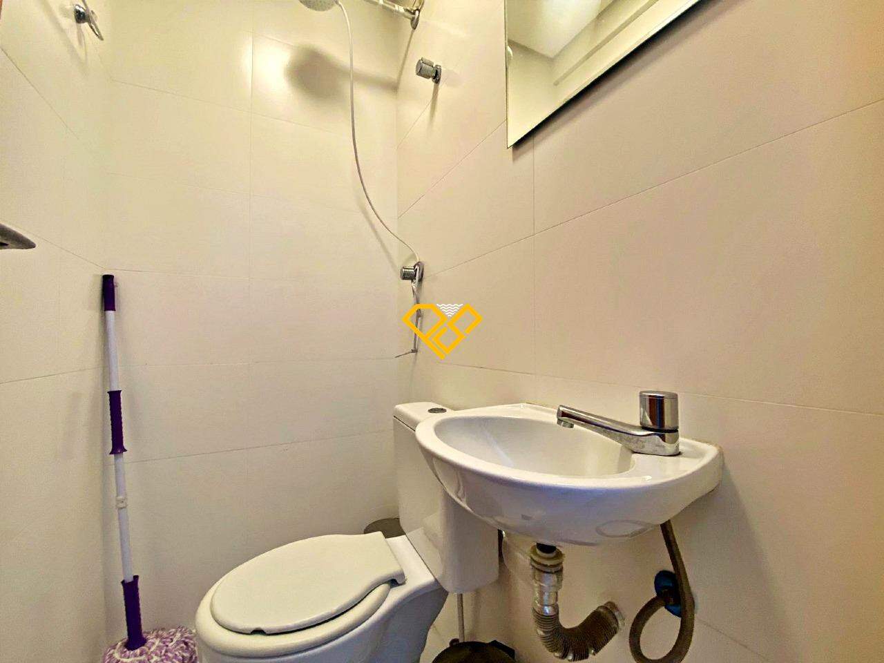 Apartamento à venda no Boqueirão: Wc de serviço