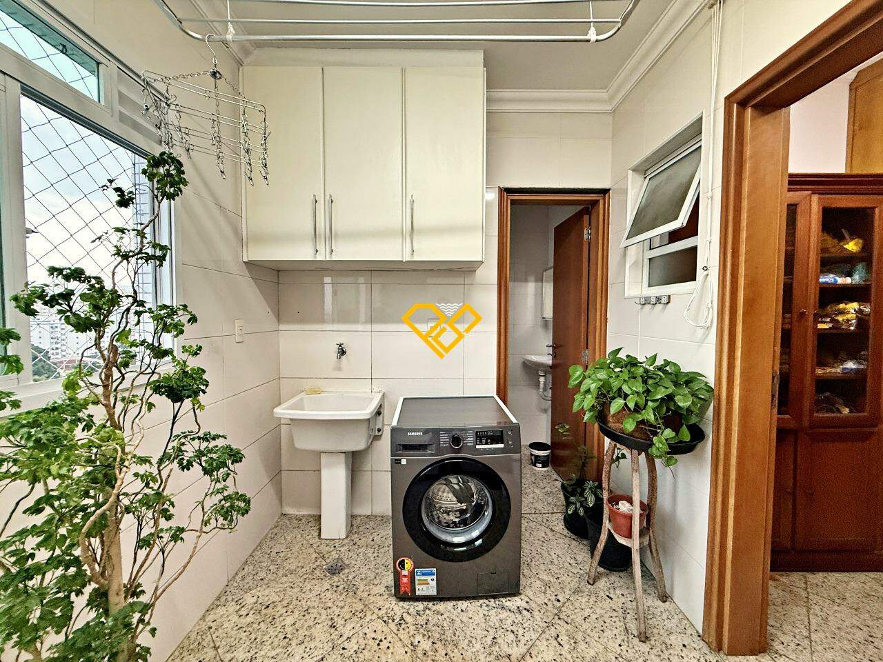 Apartamento à venda no Aparecida: Área de serviço