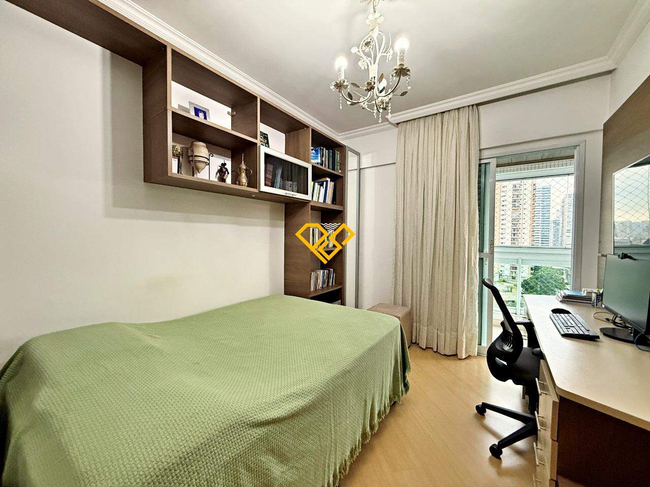 Apartamento à venda no Aparecida: Suíte 3