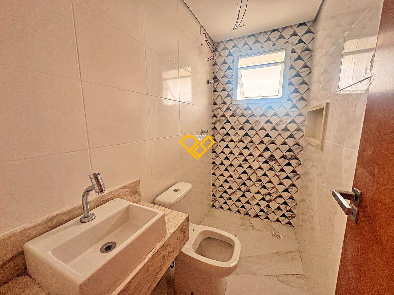 Garden à venda no Embaré: Wc social