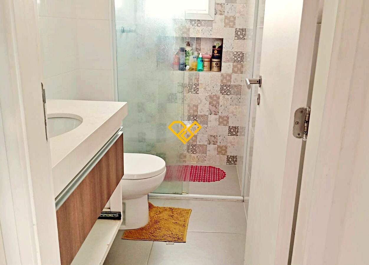 Apartamento à venda no José Menino: Wc suíte
