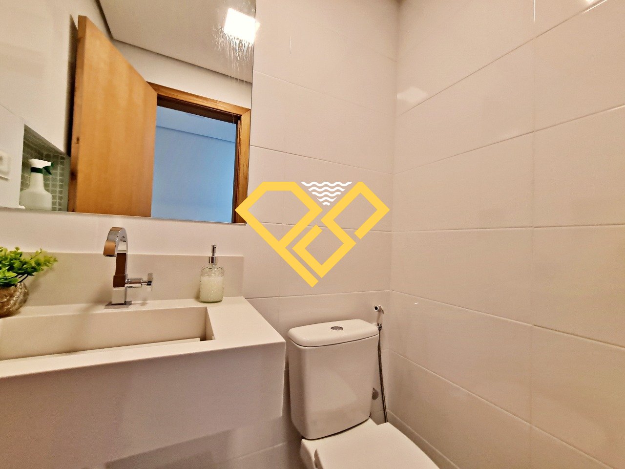 Apartamento à venda no Gonzaga: Lavabo