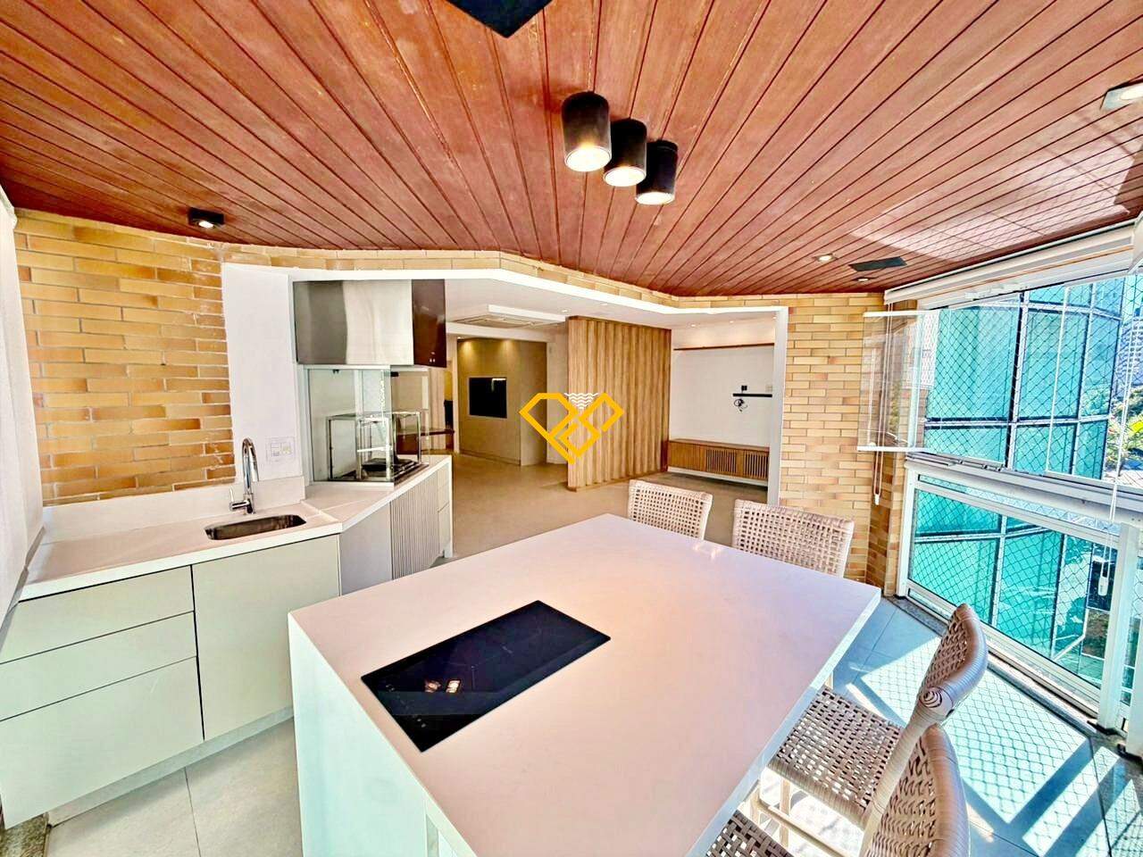 Apartamento à venda no Gonzaga: Varanda