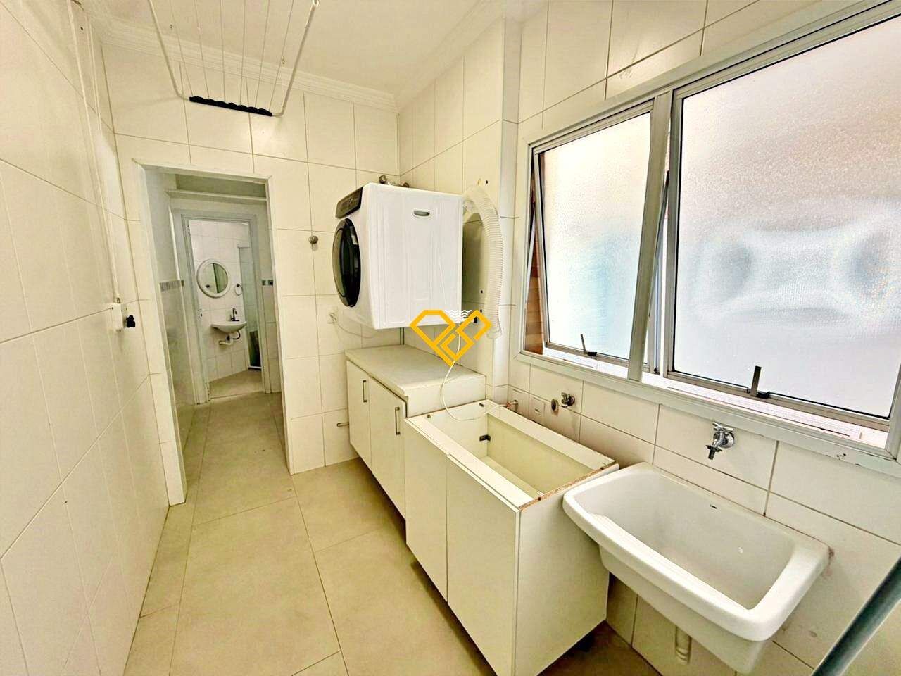 Apartamento à venda no Gonzaga: Área de serviço