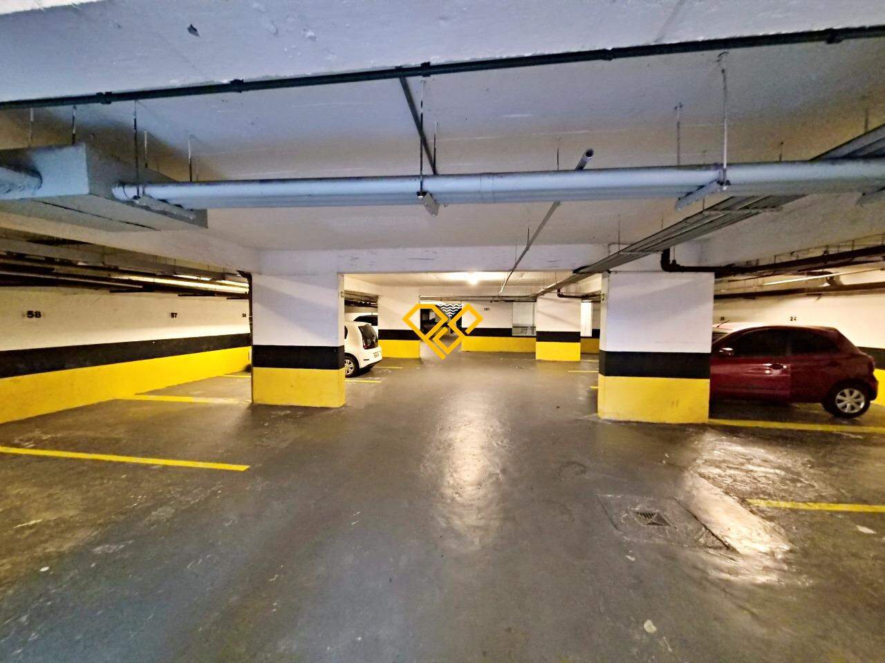 Apartamento à venda no José Menino: Garagem