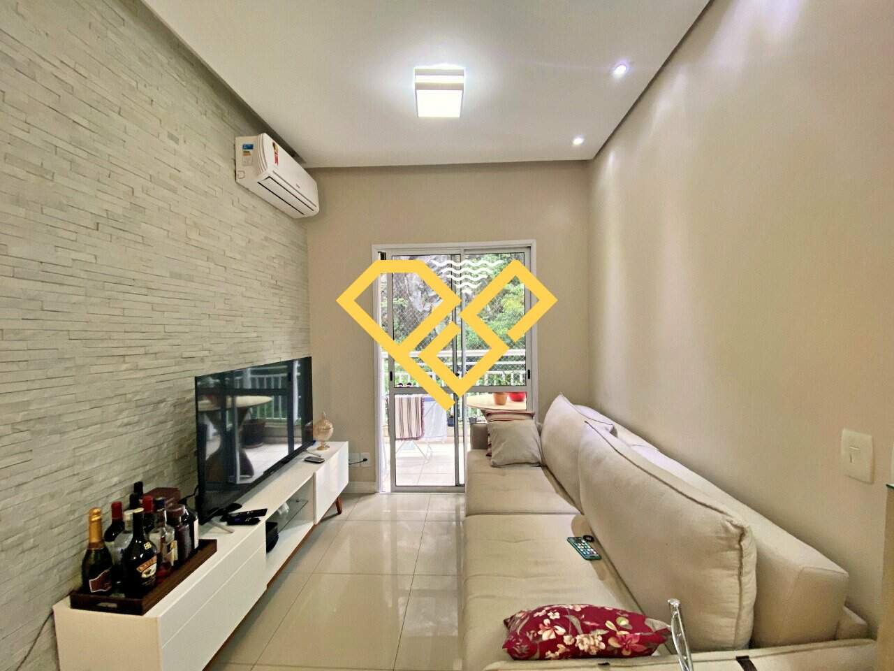 Apartamento à venda no Marapé: 