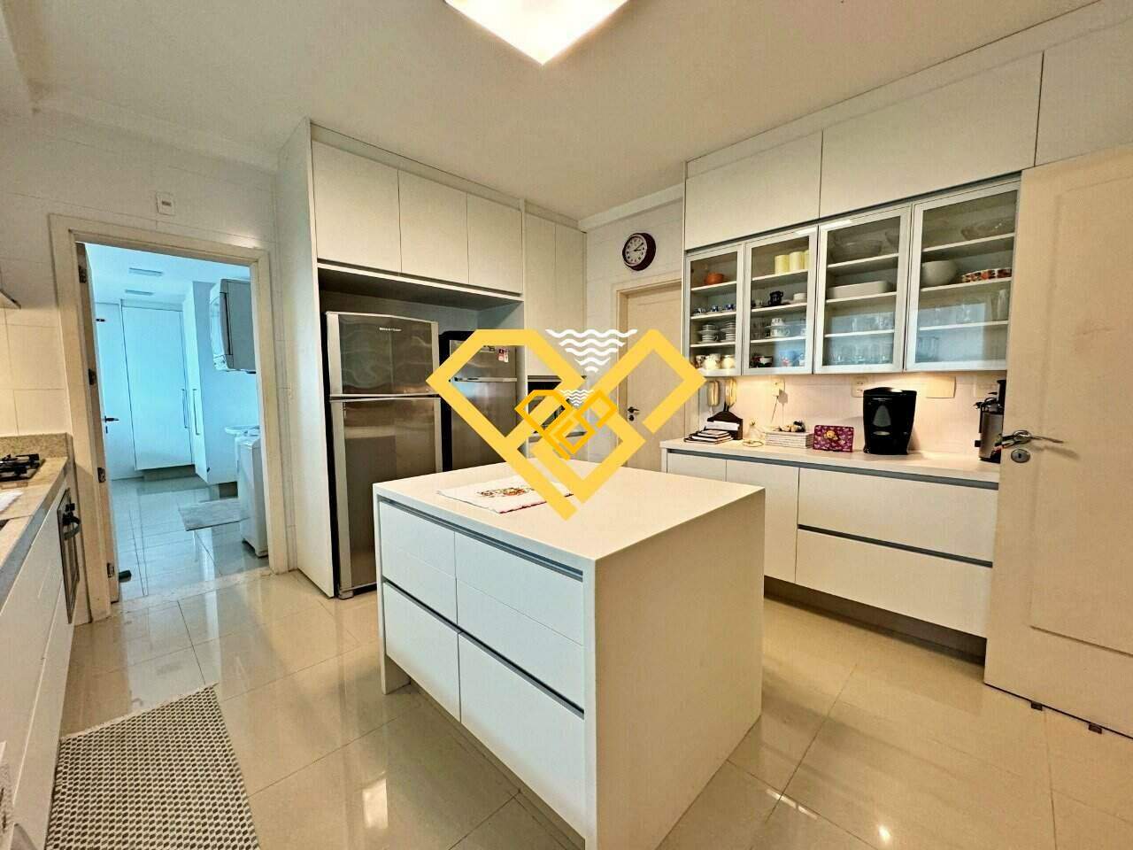 Apartamento à venda no Gonzaga: Cozinha