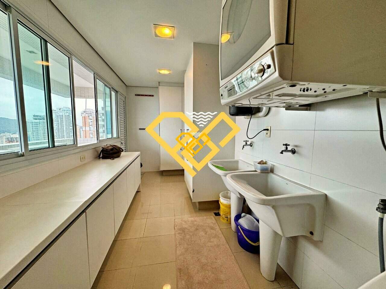 Apartamento à venda no Gonzaga: Área de serviço