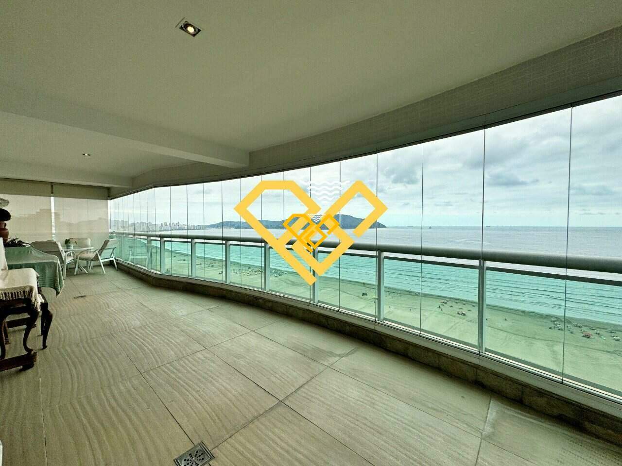 Apartamento à venda no Gonzaga: Varanda