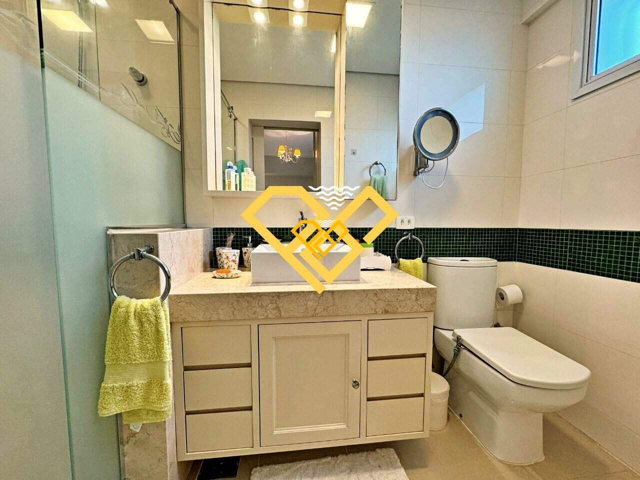 Apartamento à venda no Gonzaga: Wc suíte 1