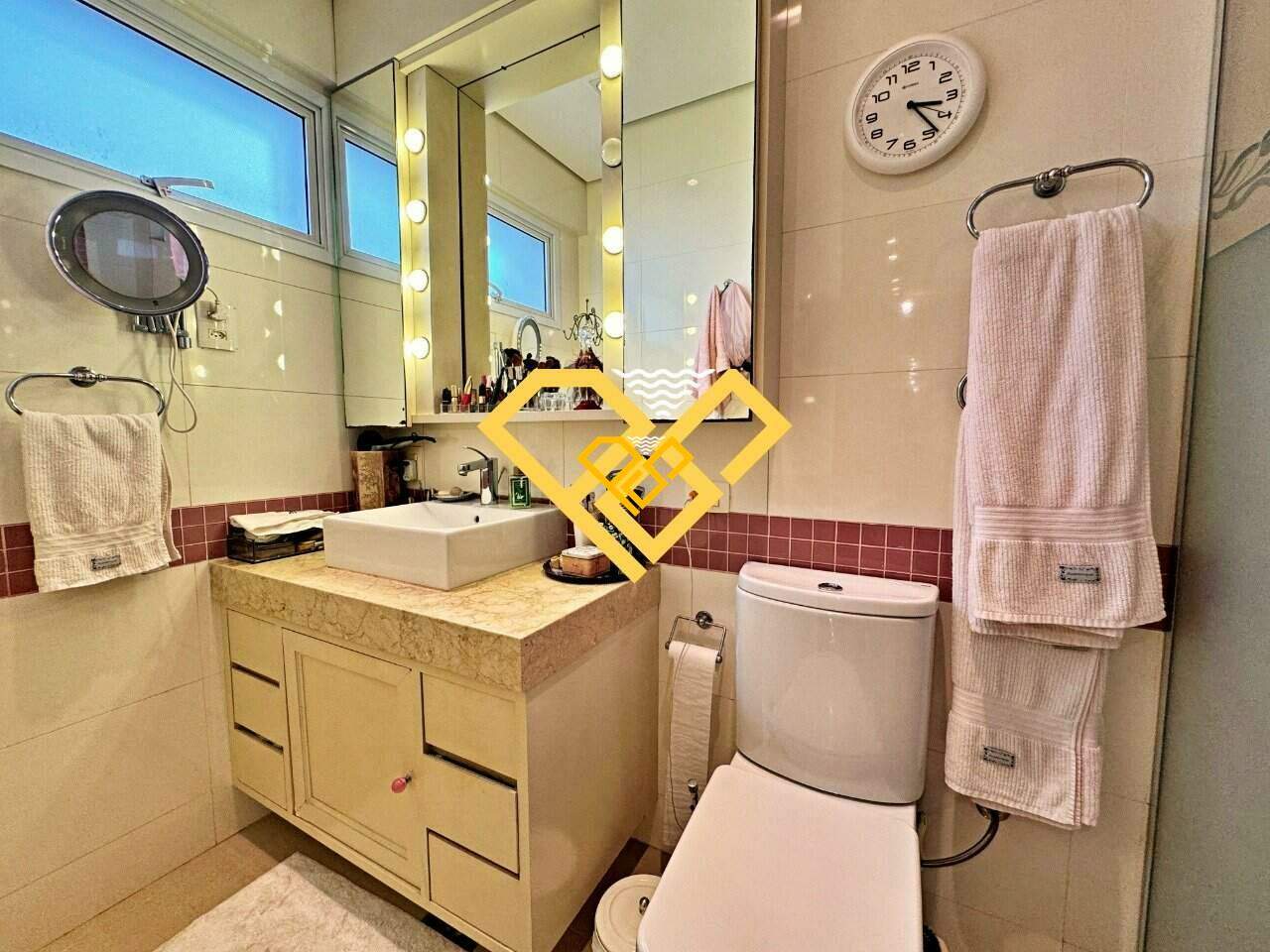 Apartamento à venda no Gonzaga: Wc suíte  3