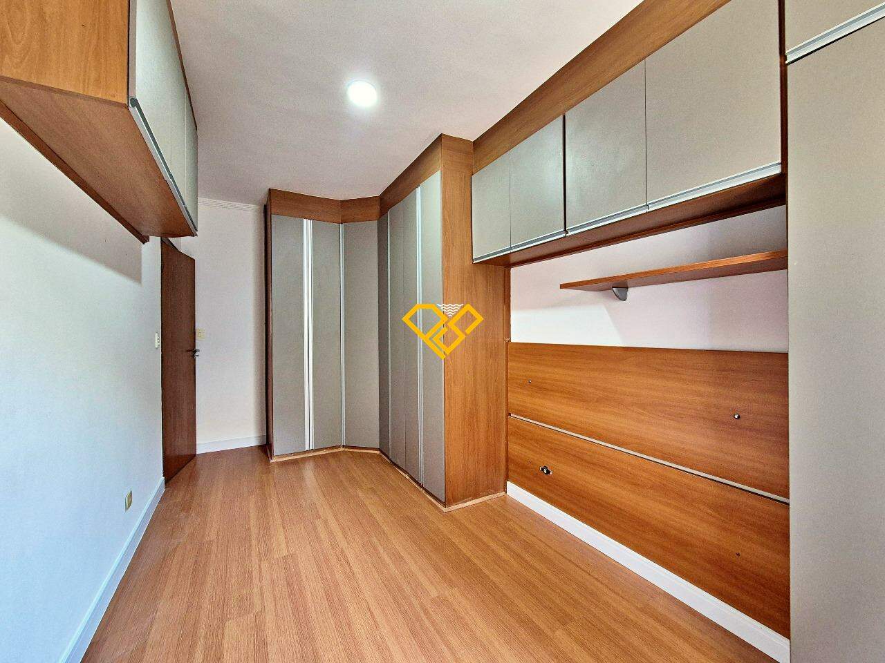 Apartamento à venda no Marapé: Dormitório 1 - suíte
