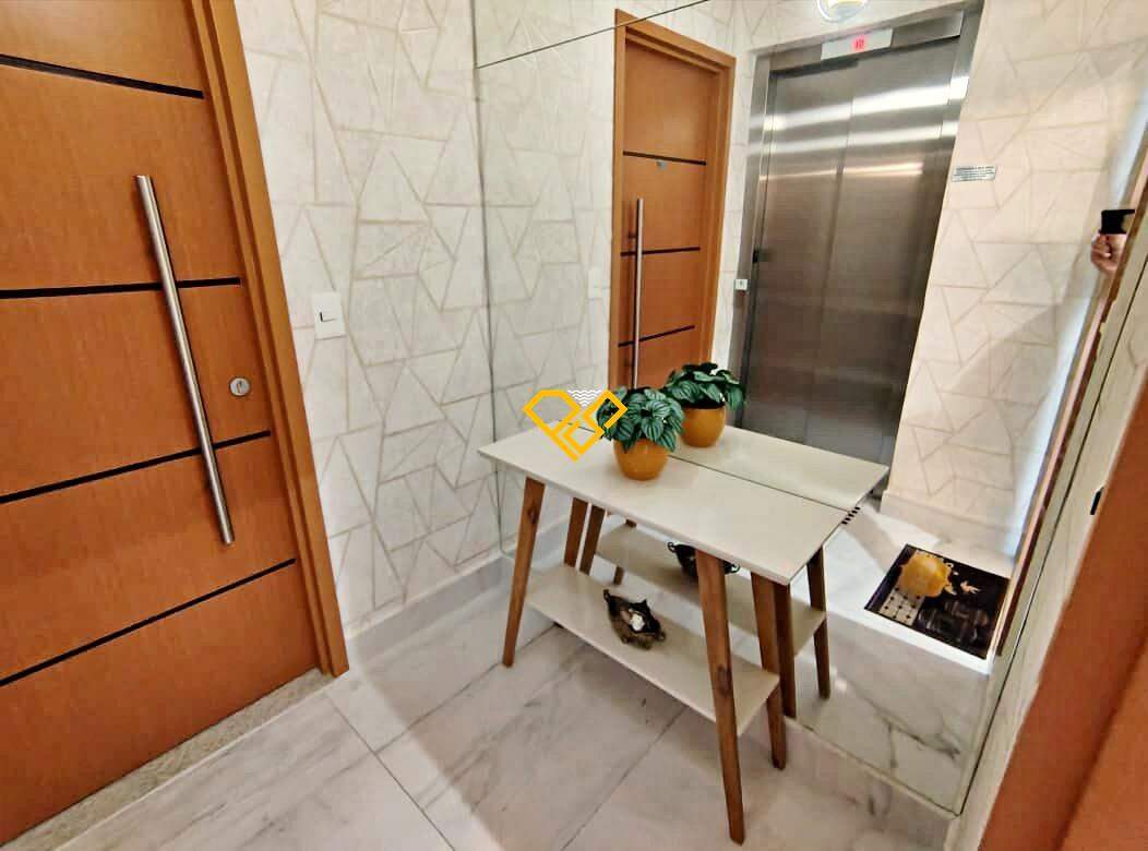 Apartamento à venda no Boqueirão: Hall de  entrada