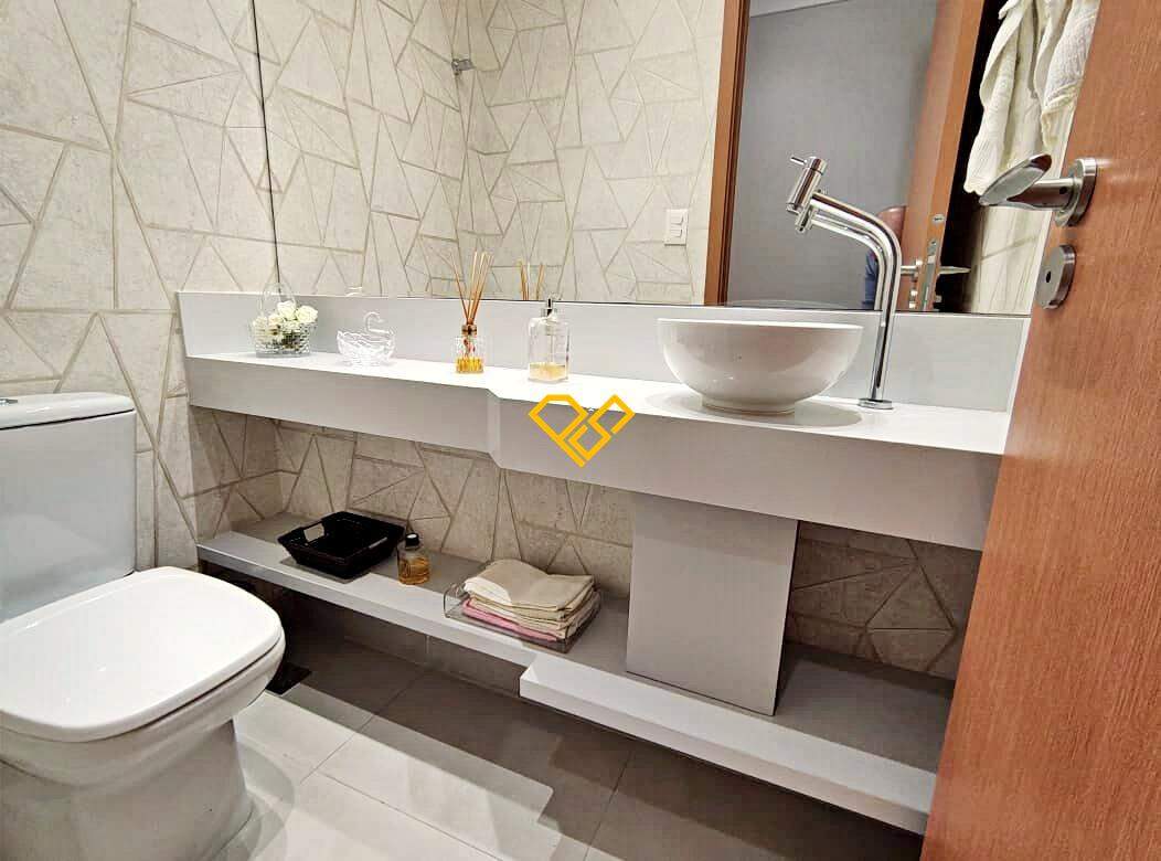 Apartamento à venda no Boqueirão: Lavabo