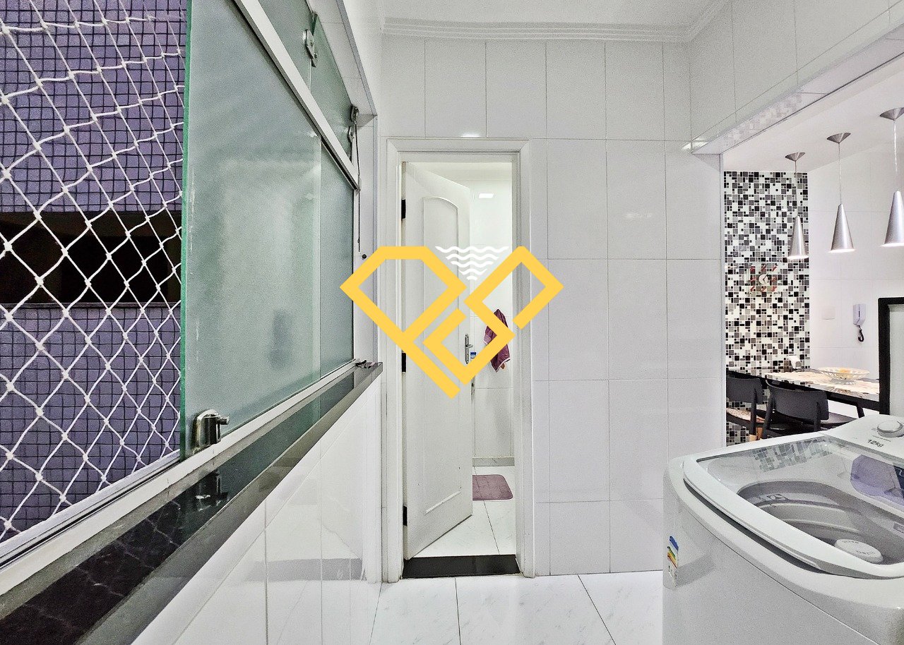 Apartamento à venda no Campo Grande: ÁREA DE SERVIÇO E WC DE SERVIÇO