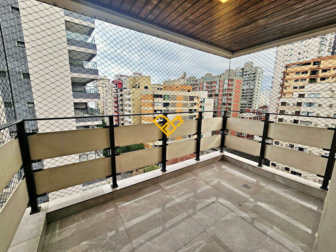 Apartamento à venda no Aparecida: Varanda