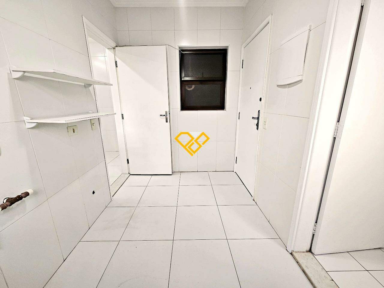 Apartamento à venda no Aparecida: Dependência