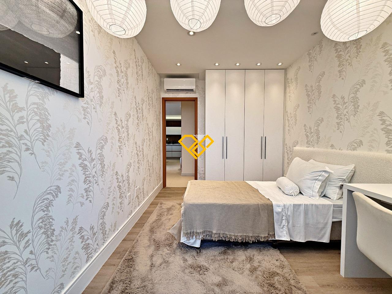 Apartamento à venda no Encruzilhada: 