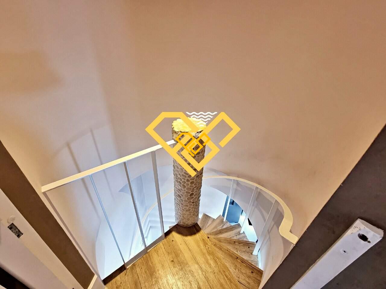 Apartamento à venda no Ponta da Praia: