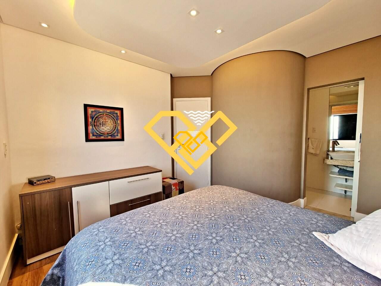 Apartamento à venda no Ponta da Praia: