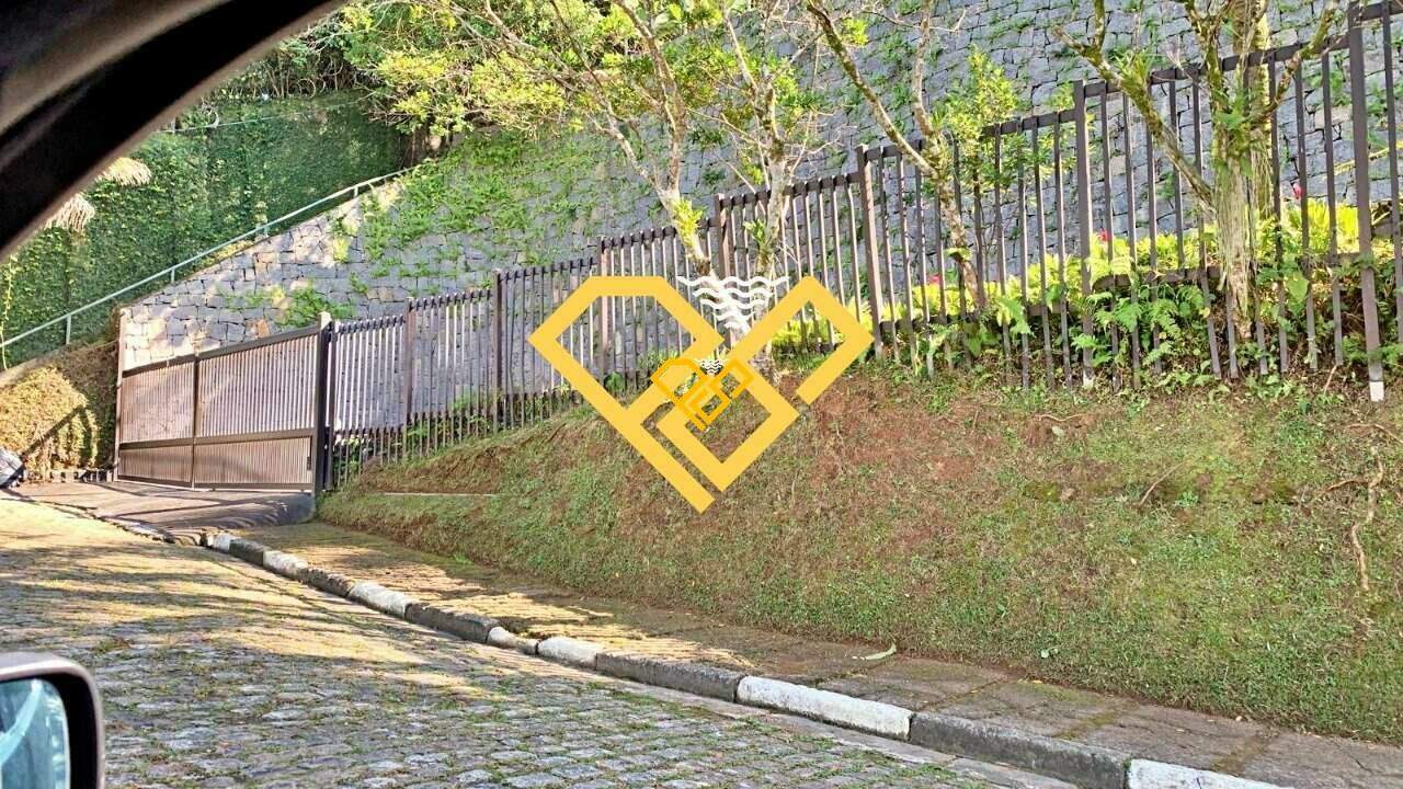 Terreno à venda no Santa Terezinha: 