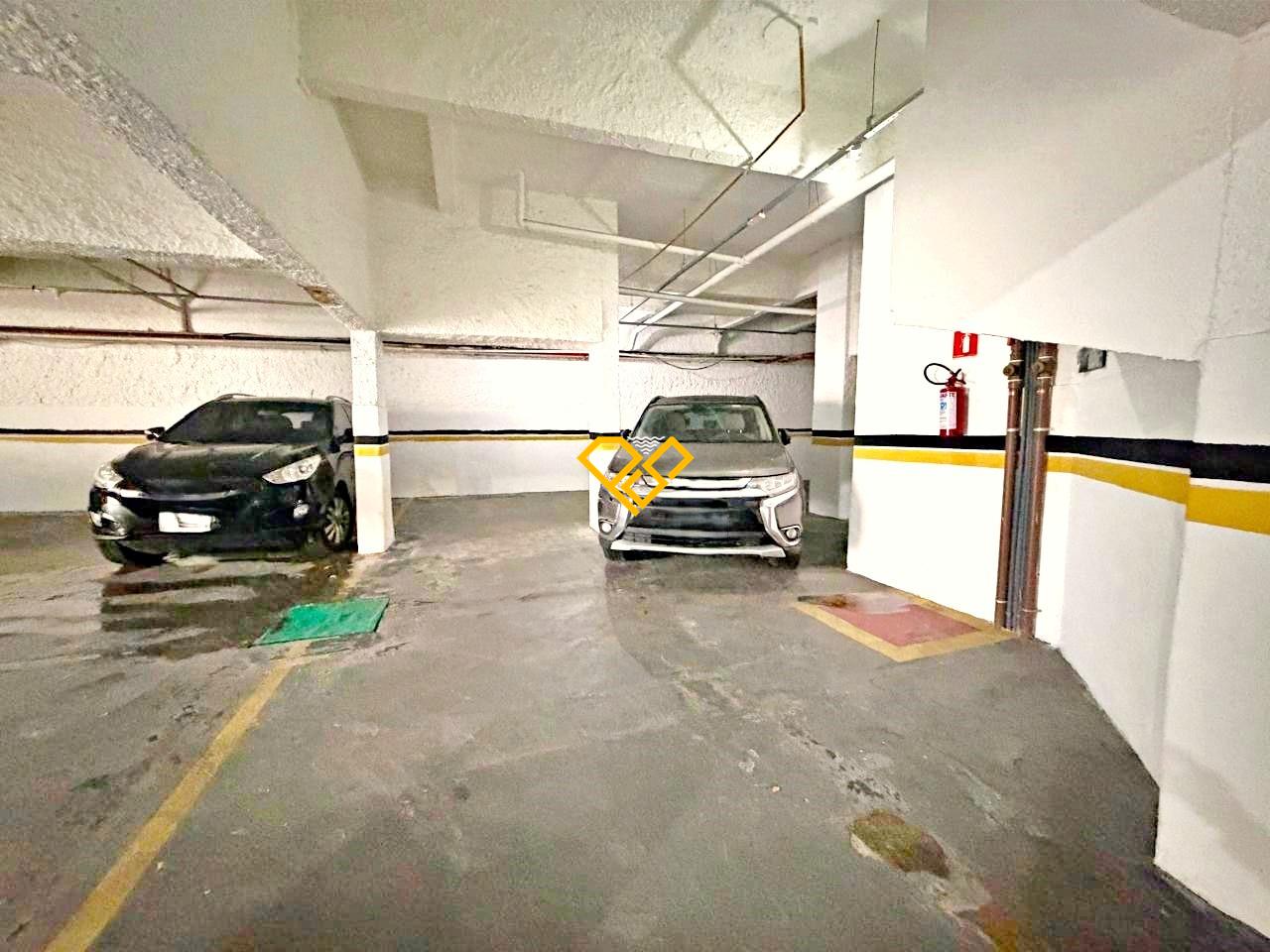 Apartamento à venda no Gonzaga: Garagem