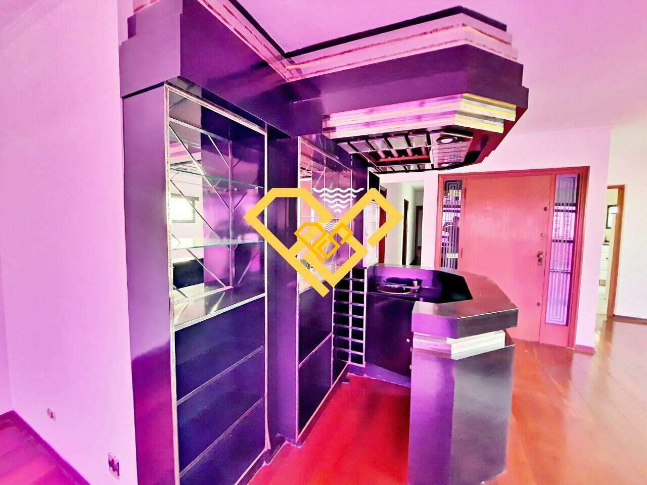 Apartamento à venda no Gonzaga: 