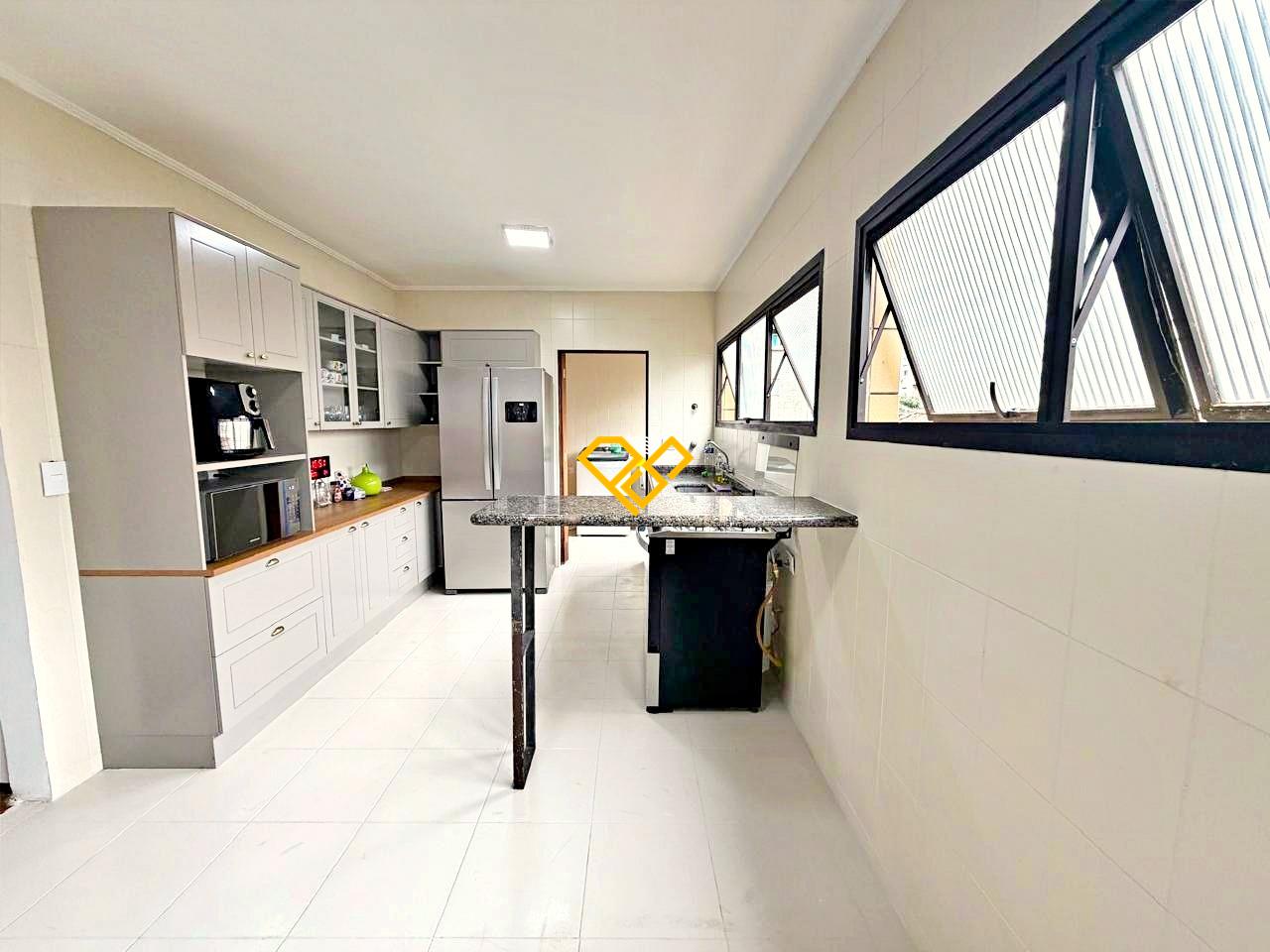 Apartamento à venda no Gonzaga: Cozinha