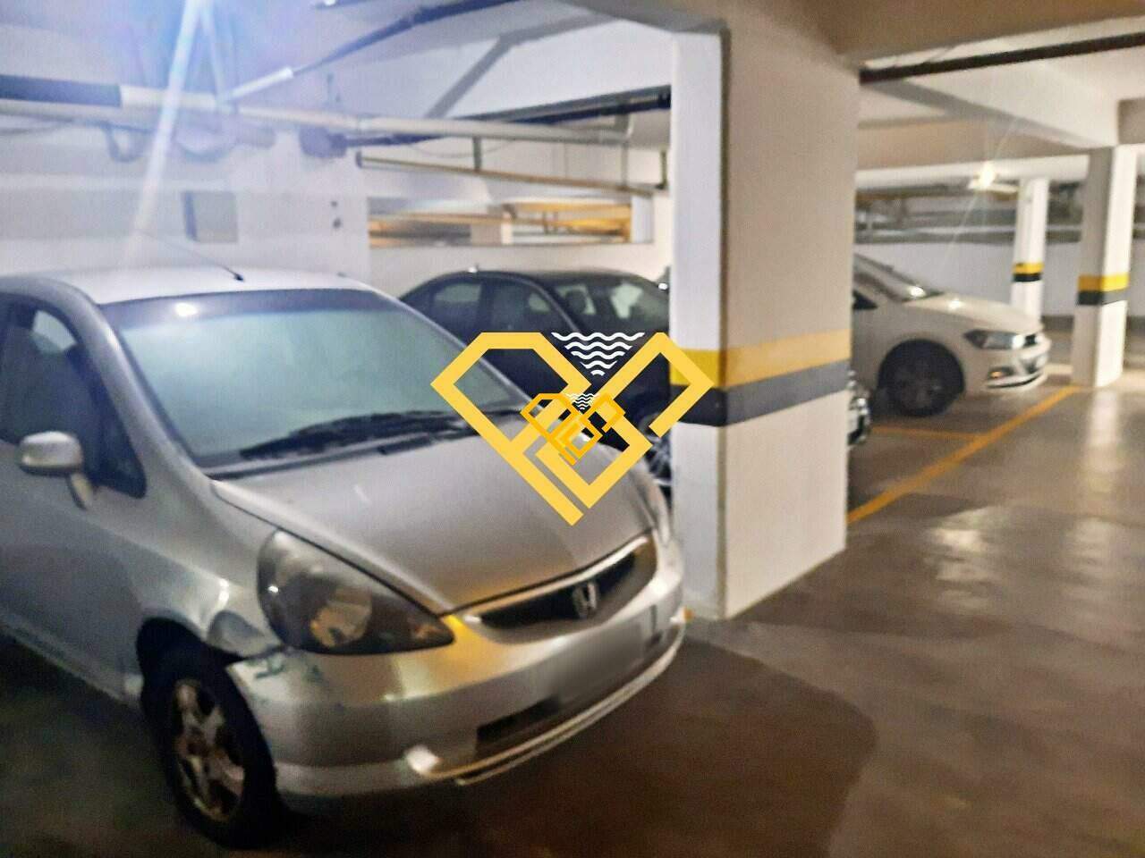 Apartamento à venda no Gonzaga: Vagas de garagem