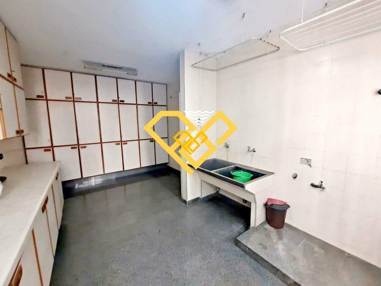 Apartamento à venda no Gonzaga: Área de serviço