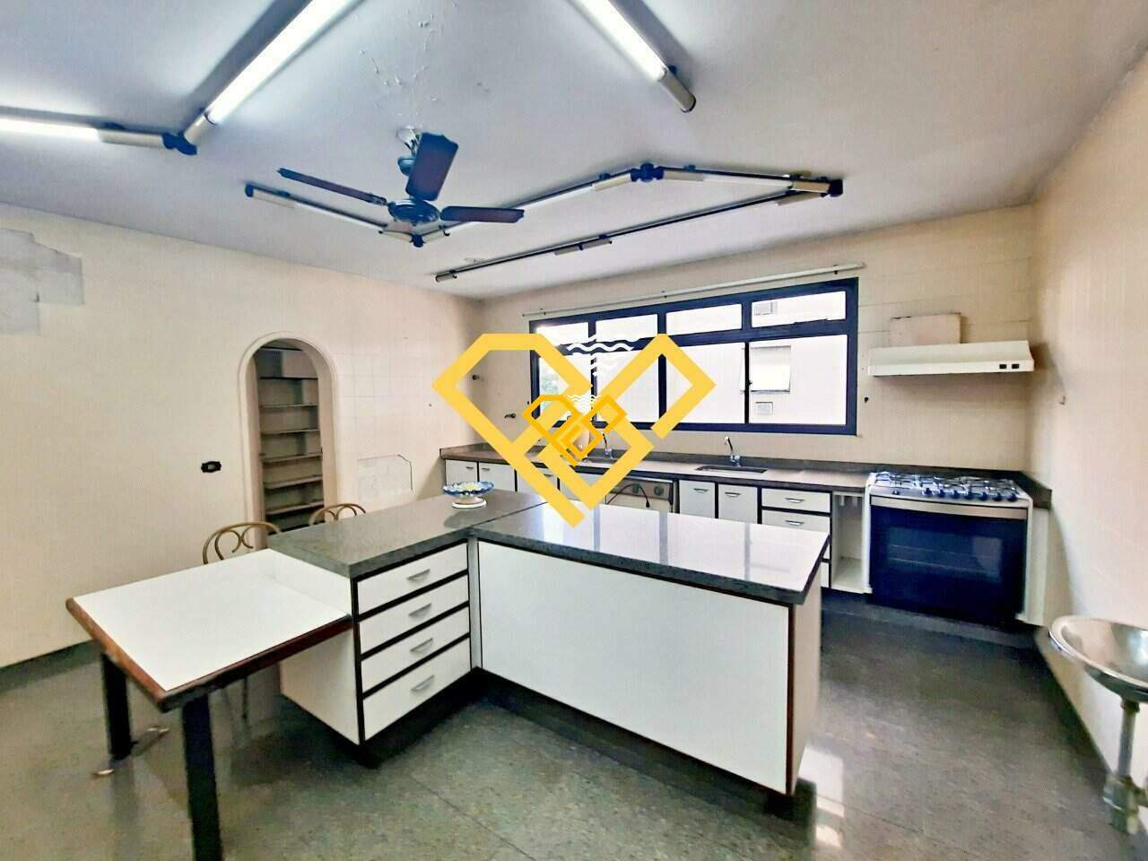 Apartamento à venda no Gonzaga: Copa