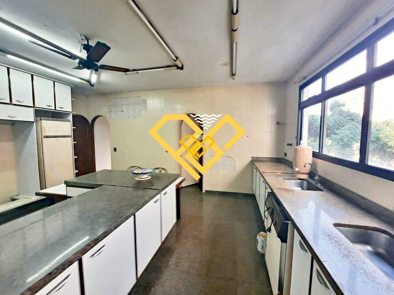 Apartamento à venda no Gonzaga: Cozinha