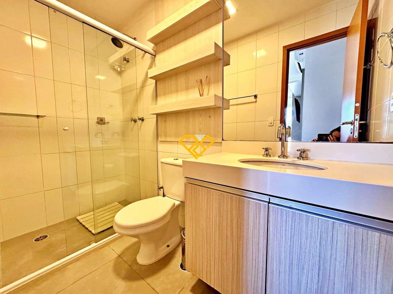 Apartamento à venda no Gonzaga: Wc suíte