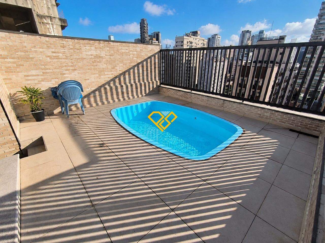 Cobertura à venda no Gonzaga: Piscina