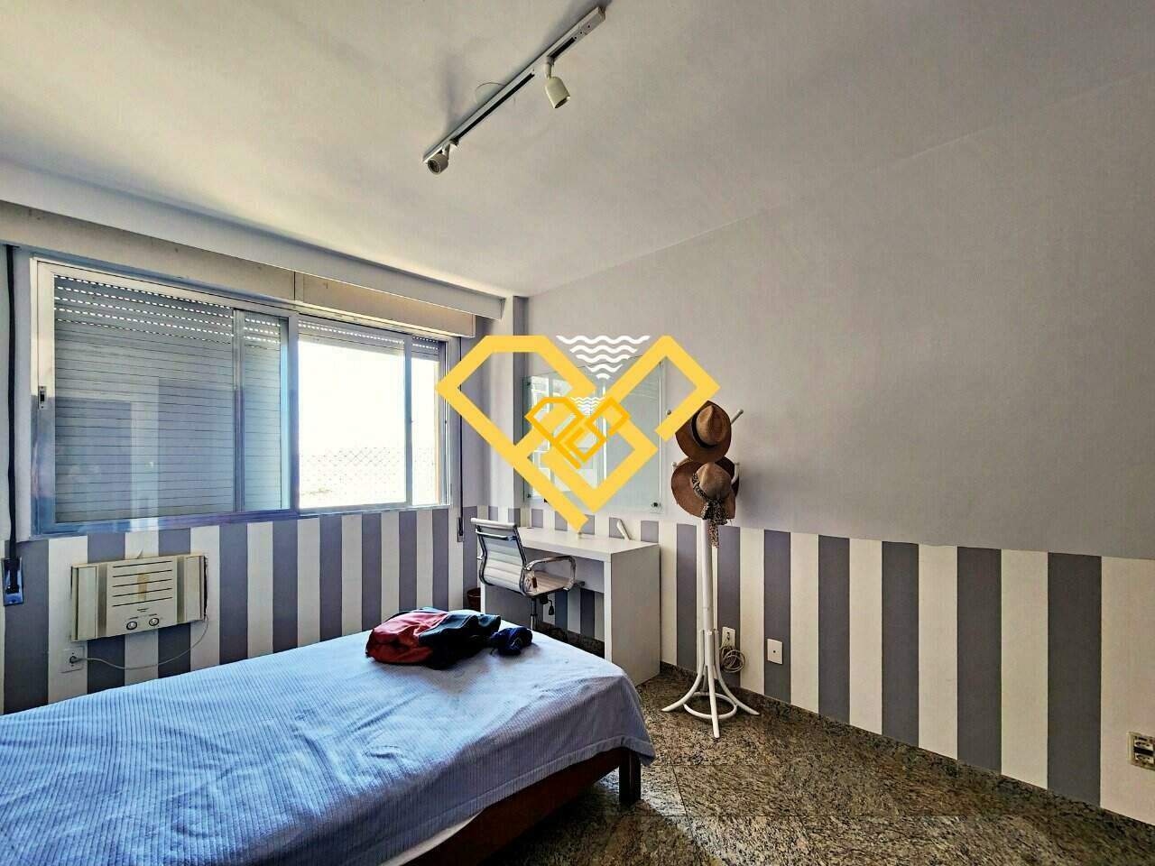 Apartamento à venda no José Menino: Dormitório 2