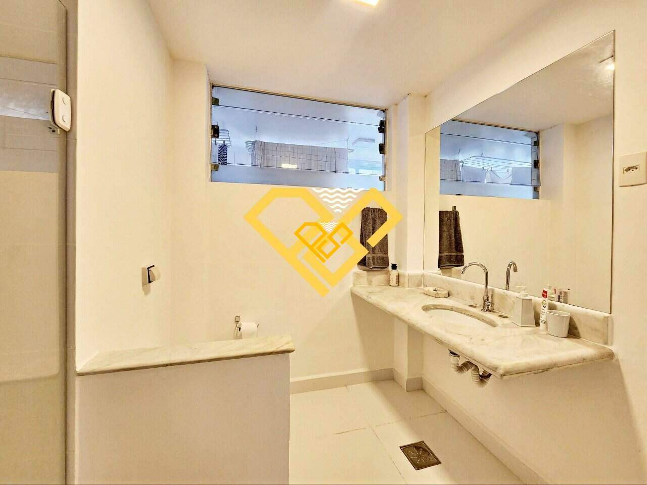 Apartamento à venda no José Menino: Wc suíte