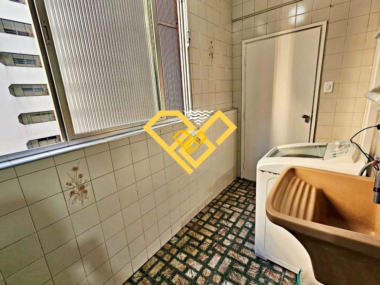 Apartamento à venda no Gonzaga: Área de serviço