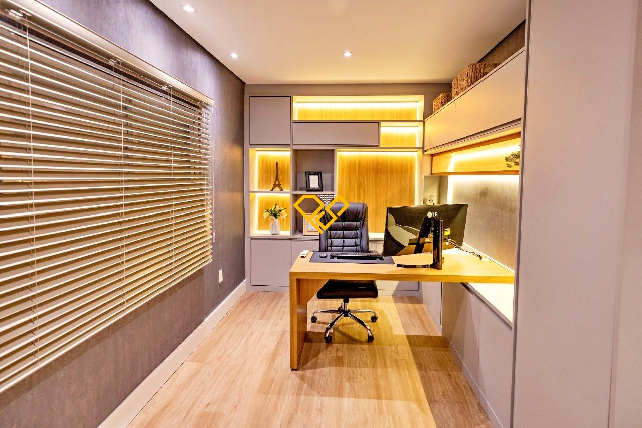 Sobrado à venda no Embaré: Suíte 3 - escritório