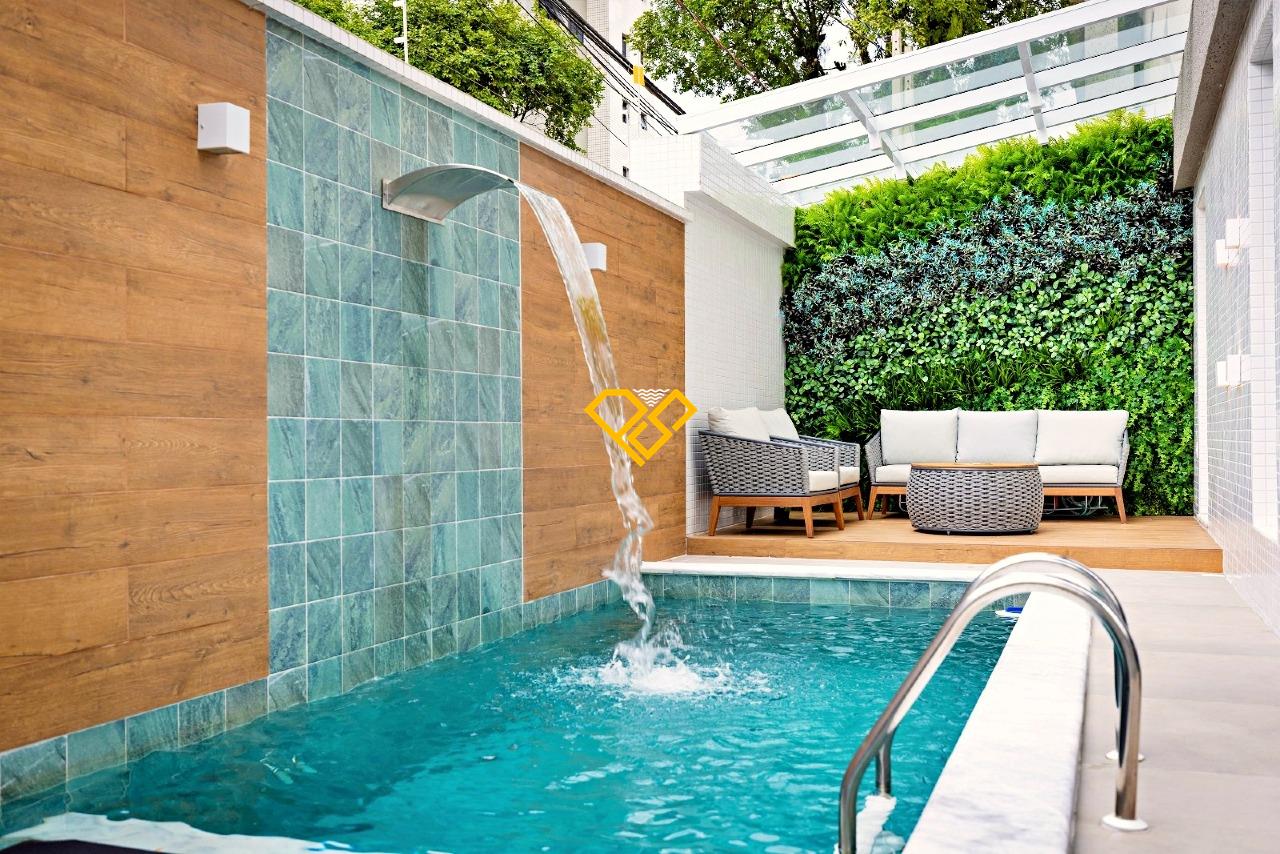 Sobrado à venda no Embaré: Piscina