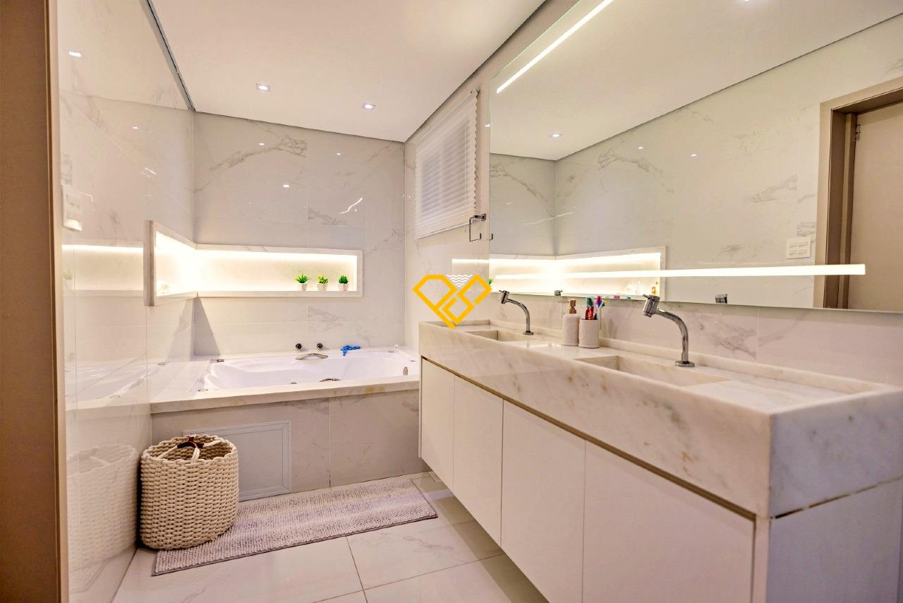 Sobrado à venda no Embaré: Wc suíte master