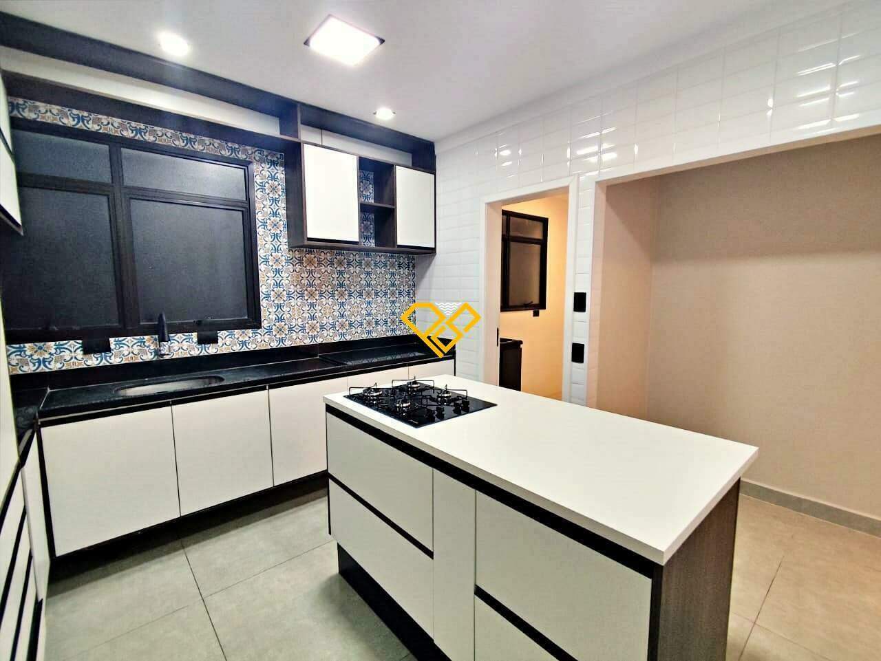 Cobertura à venda no Pompéia: Cozinha