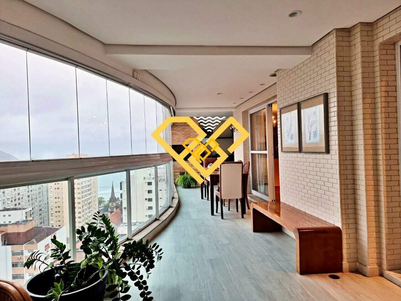 Apartamento à venda no Embaré: Varanda Gourmet